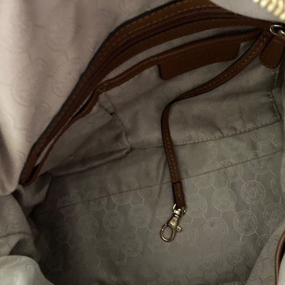 Michael Kors handbag with shoulder strap - Picture 5 of 7